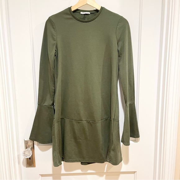 ⭐️ Zara Trafaluc Olive Green Bell Sleeve Mini Dress M - Picture 2 of 8